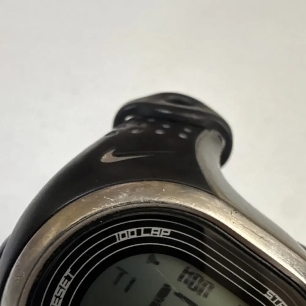 RARE VINTAGE NIKE TRIAX FURY 100 LAP BLACK AND GREY SPORTSWATCH NEW BATTERY(B19)